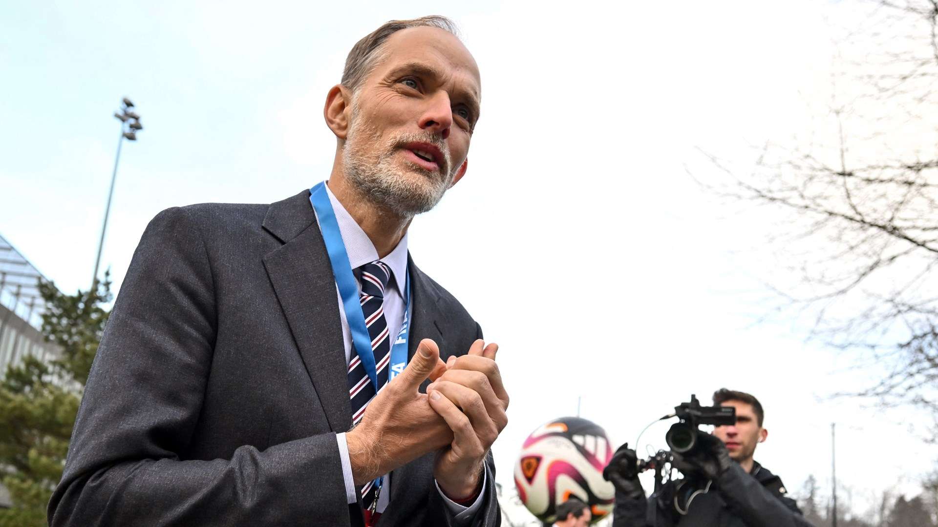 一场比赛都 一场比赛都